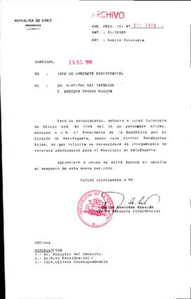 [Solicita se reconsidere el otorgamiento de recursos adicionales para el Municipio de Antofagasta]