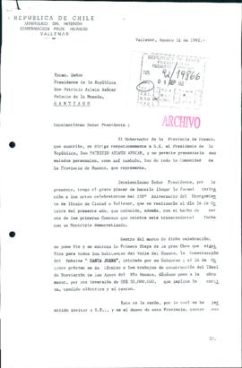 [Carta del Gobernador Provincial de Huasco dirigida al Presidente Patricio Aylwin, mediante la cu...
