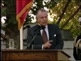 Presidente Aylwin ofrece discurso en Melipilla: video