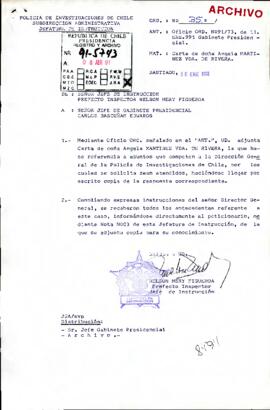 [Carta sobre solicitud de postulación de doña Angela Martinez a Escuela de Investigaciones Policiales]