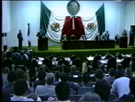 Firma acuerdos junto al Presidente de México Carlos Salinas de Gortari : vídeo