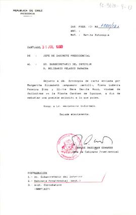 [Carta de Jefe de Gabinete a Subsecretario del Interior  remitiendo carta viudas de fallecidos en Planta Cardoen Iquique]