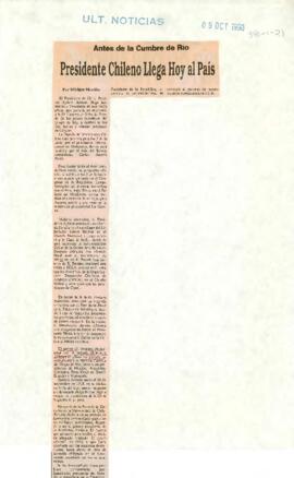 [Columna de Periódico Últimas Noticias 9 de octubre de 1990]