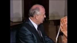 Presidente Aylwin se reúne con Mijaíl  Gorbachov en la Moneda: video