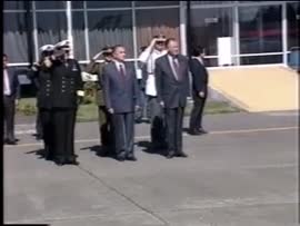 Presidente Aylwin en acto oficial en Aeropuerto Carriel Sur: video