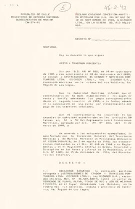 Declara caducada concesión marítima otorgada por D.S (M) N° 882 de 10 de septiembre de 1985, a DICASER LTDA., en la rivera del río de Valdivia.