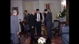 Presidente Aylwin recibe al Presidente de Hungria en la Moneda : video