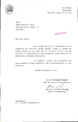 [Carta de respuesta dirigida al Sr. Osmán Castillo por solicitud de devolución de documentos presentados en Bienes Nacionales]