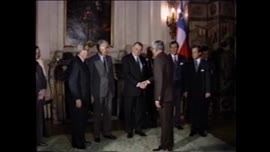Presidente Aylwin recibe a invitados en evento en el Palacio San Martín, sede ceremonial de la Cancillería de la República Argentina: video