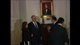 Presidente Aylwin recibe al Canciller alemán Helmut Kohl en la Moneda: video