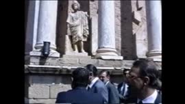 Presidente Aylwin visita Anfiteatro de Mérida en Extremadura: video