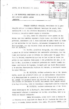 [Carta del Presidente de la Asociación Gremial de Locatarios del Mercado Municipal de Ancud dirigida al Presidente Patricio Aylwin]