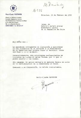 [Carta de Marie-Claude Vayssade, Vice-Présidente de la Commission Juridique et des Droits des Citoyens, declinando invitación a acto de posesión].