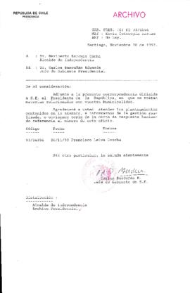 [Oficio Gab. Pres. Ord. N° 6146 de Jefe de Gabinete Presidencial, remite copia de carta que se indica]