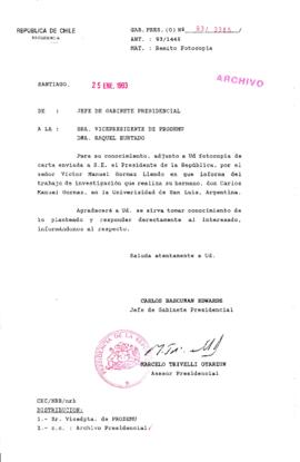[Oficio  Gab. Pres. Ord. N° 0385 de Jefe de Gabinete Presidencial, remite copia de carta que se indica]