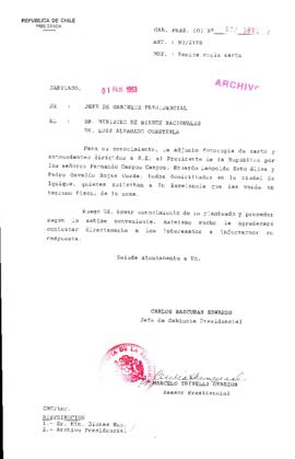 [Oficio  Gab. Pres. Ord. N° 0513 de Jefe de Gabinete Presidencial, remite copia de carta que se indica]