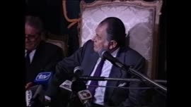 Presidente Aylwin asiste a conferencia de prensa en el Palacio de los Lopéz en Paraguay : video