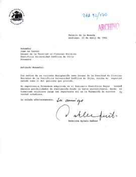 [Carta del Presidente Patricio Aylwin al Monseñor Decano de la Facultad de Ciencias Sociales de la PUC]