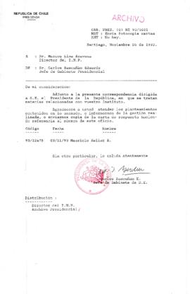 [Oficio Gab. Pres. N° 5681 de Jefe de Gabinete Presidencial, remite copia de carta que se indica]