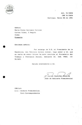 [Carta de respuesta por remisión de correspondencia enviada al Presidente, redirigiéndola al Ministerio del Trabajo y Previsión Social]