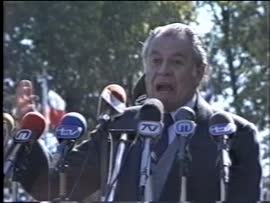 Presidente Aylwin ofrece discurso durante el Aniversario del Natalicio de Don Bernardo O'Higgins en Chillán : video