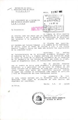 [Carta del Alcalde de Arica donde extiende una invitación al Presidente para visitar esta ciudad]