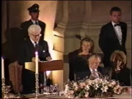 Presidente Aylwin recibe al Presidente de la República Federal Alemana Richard von Weizsäcker: video