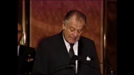 Presidente Aylwin ofrece discurso en en Canberra: video