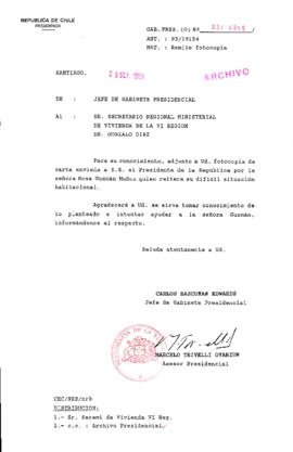 [Oficio  Gab. Pres. Ord. N° 4949 de Jefe de Gabinete Presidencial, remite copia de carta que se indica]