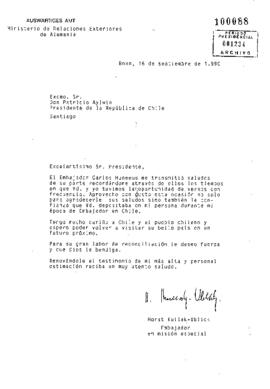 [Carta del  Ex-Embajador de la Republica Federal de Alemania al Presidente Aylwin].
