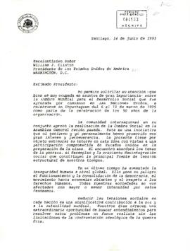 [Carta dirigida a Presidente Bill Clinton, alusiva a temas a tratar en Cumbre Mundial para el Desarrollo Social]