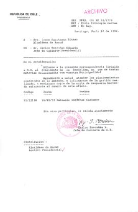 [Carta del Jefe de Gabinete de la Presidencia a Alcaldesa de Ancud]