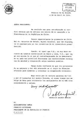 [Carta de  Presidente Aylwin dirigida a Presidente Mitterrand en respuesta a mensaje de apoyo]