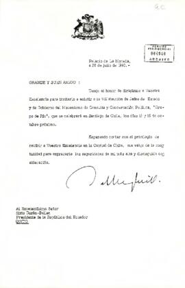 [Carta dirigida a Presidente de Ecuador con motivo de invitación]