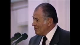 Presidente Aylwin inaugura Agencia de Correos de Chile: video