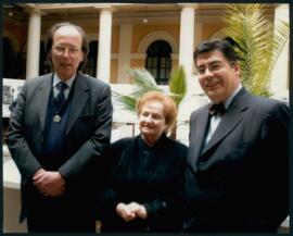 Fotografía : Nombramiento "Profesora Emérito" de la Universidad de Chile