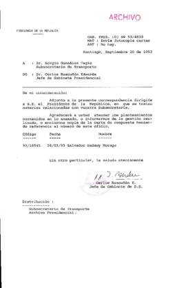 [Oficio  Gab. Pres. Ord. N° 4833 de Jefe de Gabinete Presidencial, remite copia de carta que se indica]