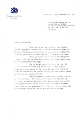 [Informa prórroga del contrato del Agregado Laboral de la Embajada de Chile en el Reino de Bélgica]