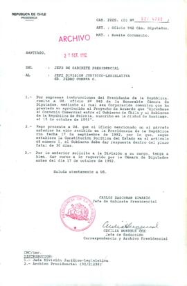 [Oficio Ord. N° 4792 de Jefe de Gabinete Presidencial, remite documento]