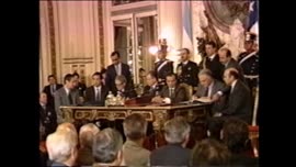 Reunión del Presidente Aylwin con el Presidente de Argentina Carlos Menem en el Salón Blanco de la Casa Rosada : video