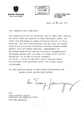 [Carta del Canciller Federal de la Republica de Austria al Presidente Aylwin, aceptando invitación a visitar Chile].