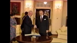 Presidente Aylwin visita El Palacio de Gobierno en Australia: video