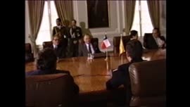 Presidente Aylwin es recibido por el Presidente César Garivia en la Casa de Nariño : video
