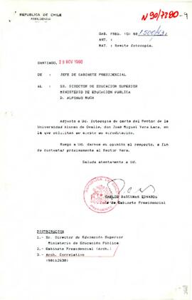 [Remite fotocopia de carta del Rector de la Universidad Alonso de Ovalle].