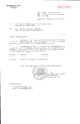 [Oficio del Gabinete Presidencial dirigido al Alcalde de Peñalolén, mediante el cual pide informar sobre gestión realizada en solicitud de particular]