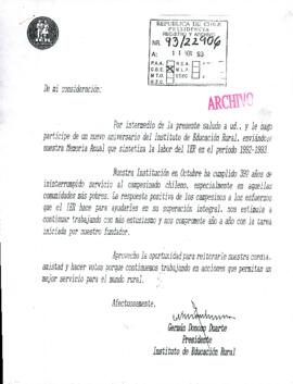 [Carta del Presidente del Instituto de Educación Rural dirigida al Presidente Patricio Aylwin, mediante la cual adjunta la Memoria Anual 1992-1993]