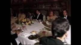 Presidente Aylwin asiste a cena de gala en Portugal: video